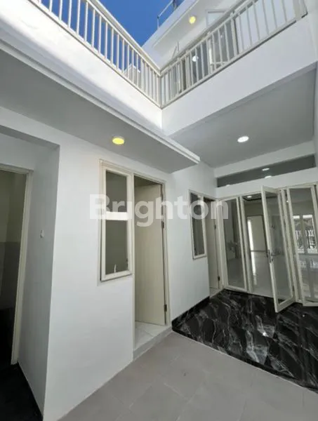 image RUMAH BARU 3 KT DI JEMURSARI, SHM & BISA KPR (3)