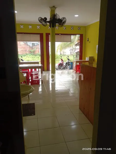 image KIOS DI TAMAN WALET (2)