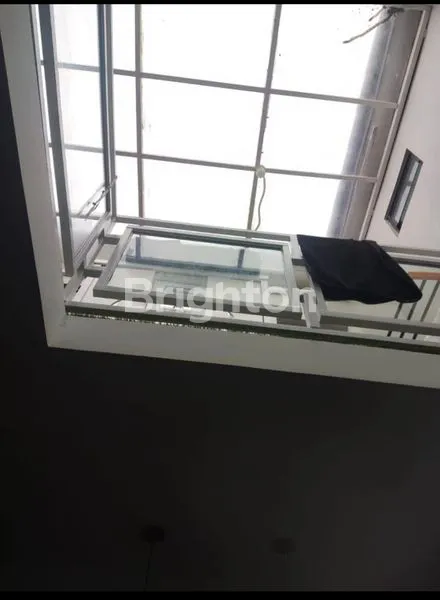 image RUMAH DI CLUSTER LIPPO KARAWACI UTARA - TANGERANG (6)