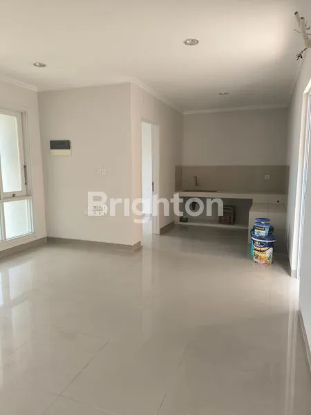 image DISEWAKAN RUMAH ROSSINI GADING SERPONG  (6)