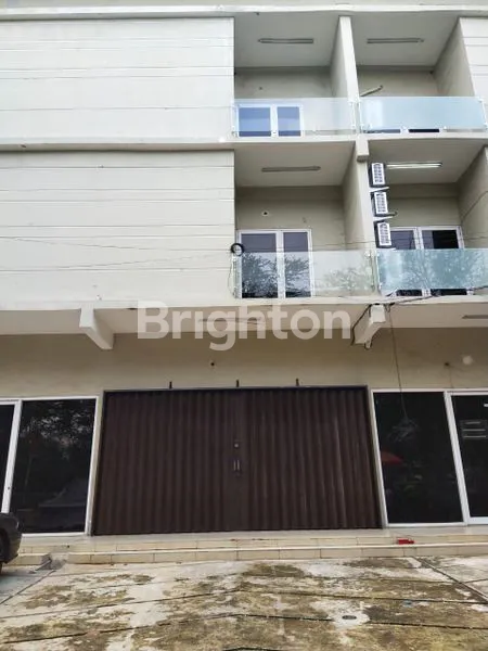 RUKO 3 LANTAI EKS KANTOR DI KOJA