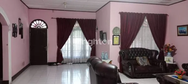 image RUMAH MEWAH BERINGIN 9 (6)