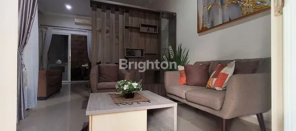 image RUMAH MEWAH STRATEGIS DI PURIMAS (1)