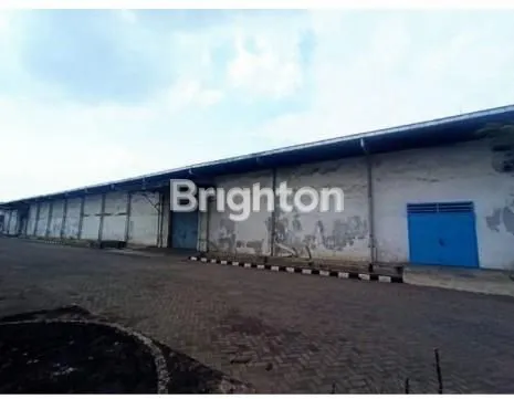 image GUDANG SIAP HUNI LOKASI SANGAT STRATEGIS (3)