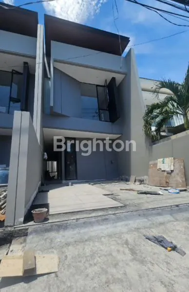 image RUMAH BARU RUNGKUT MAPAN, LT 94 LB 160 (1)