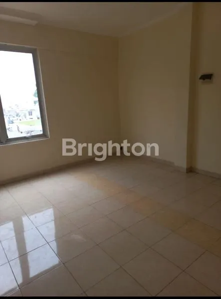 image RUKO 3 LANTAI DI GADING SERPONG, CLUSTER GLAZE (5)