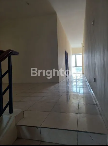 image RUKO 3 LANTAI DI GADING SERPONG, CLUSTER GLAZE (2)