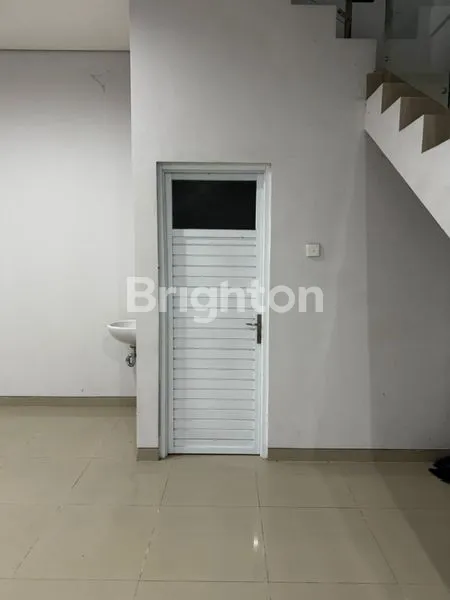 image RUKO SESETAN 2 LANTAI PINGGIR JALAN UTAMA (3)