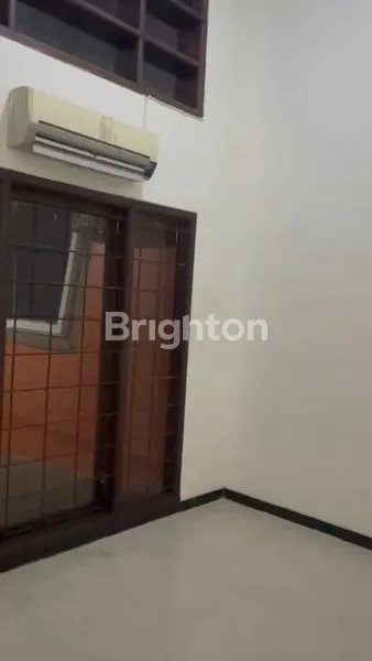 image RUMAH STRATEGIS TENGAH KOTA (6)