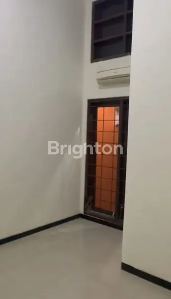 image RUMAH STRATEGIS TENGAH KOTA (5)