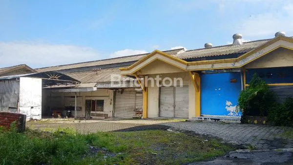 image MURAH GEDUNG USAHA 3 LANTAI & GUDANG, LOKASI NOL JALAN PROVINSI (6)