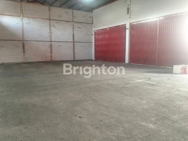 image GUDANG LUAS DENGAN PARKIR LUAS DI JALAN UTAMA GATOT SUBROTO DENPASAR TIMUR (2)