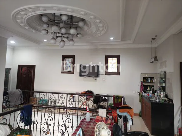 image MURAH RUMAH POJOK / HOOK 2 LANTAI, LOKASI SEKITAR MARGOREJO (7)