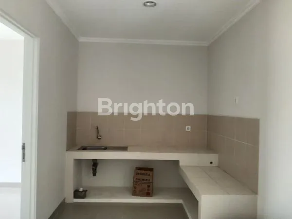 image RUMAH 2 LANTAI DI ROSSINI - GADING SERPONG (3)