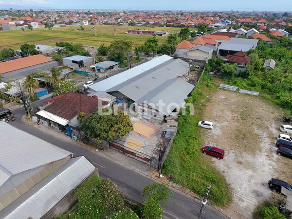 DISEWAKAN GUDANG DAN RUMAH 5 KAMAR DI AREA PEGUYANGAN DENPASAR UTARA BALI