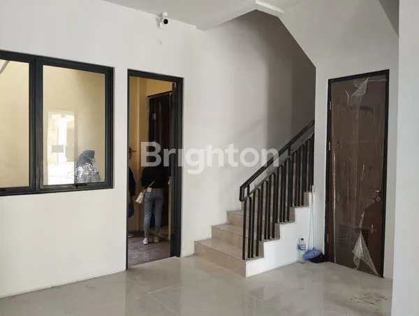 image RUMAH 3 LANTAI DI CITRA 8, CLUSTER MALTA (4)