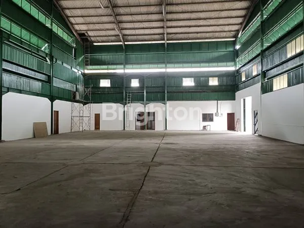 image GUDANG STRATEGIS HALIM PERDANA KUSUMA  JURUMUDI TANGERANG (2)