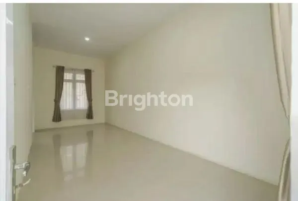 image RUMAH DI AREA SUKUN KOTA MALANG (3)