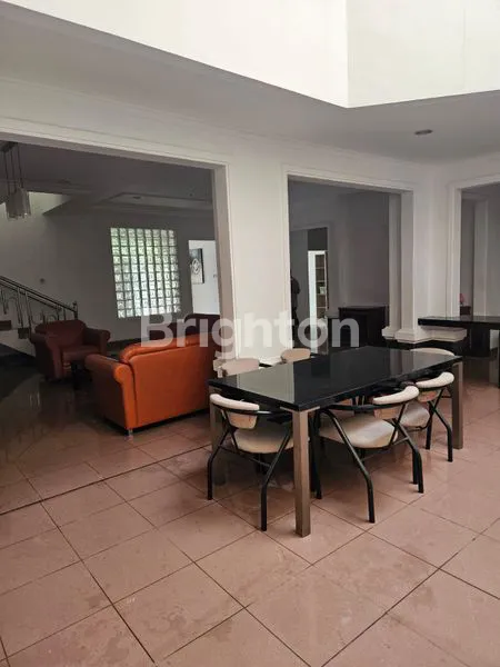image RUMAH DIJUAL DI JANUR ELOK KELAPA GADING, JAKRTA UTARA (6)