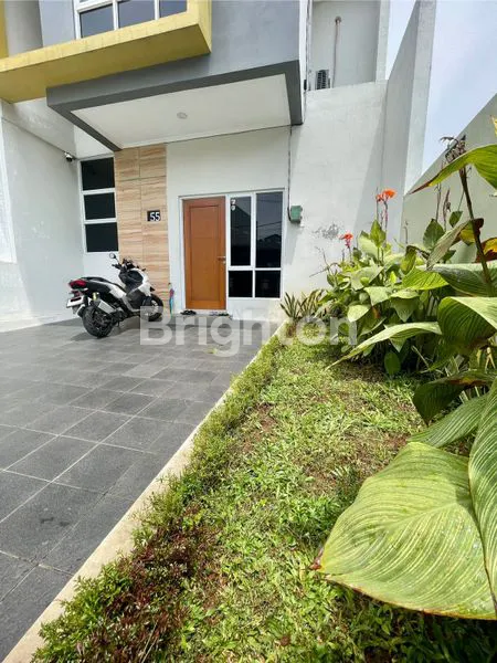 image RUMAH CANTIK DAN TERAWAT DAN BEBAS BANJIR DI JATIMEKAR (2)