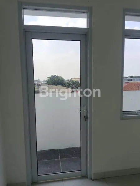 image RUKO 3 LANTAI HADAP TIMUR DI JL RE ABDULLAH  KOTA BOGOR INVESTASI EMAS SHM BISA KPR (8)
