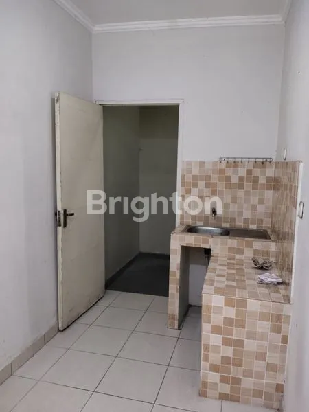 image RUMAH CANTIK DENGAN LOKASI STRATEGIS DI KARAWANG (4)