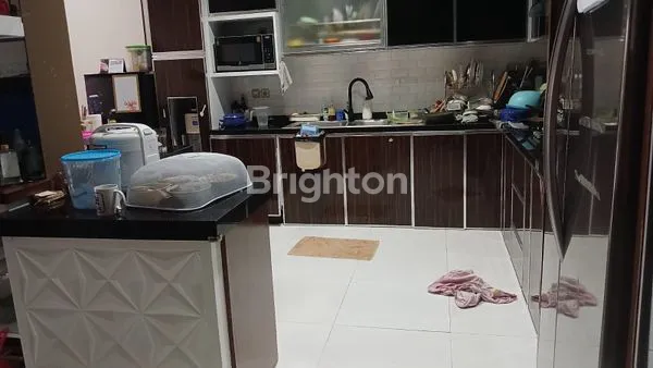 image RUMAH 3 LANTAI TAMAN ARIES (4)