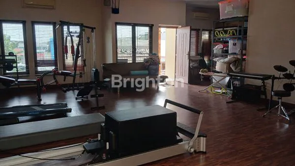 image RUMAH 3 LANTAI TAMAN ARIES (7)