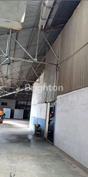 image RUKO 2 LANTAI LT 700M² LOKASI EMAS JAKARTA (2)