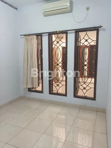 image DIJUAL CEPAT RUMAH STRATEGIS DI VILLA MELATI MAS (7)