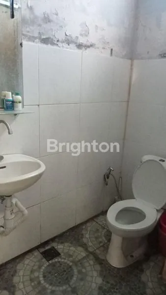 image RUMAH STRATEGIS 2,5 LANTAI DI JALAN PIDADA DENPASAR (8)