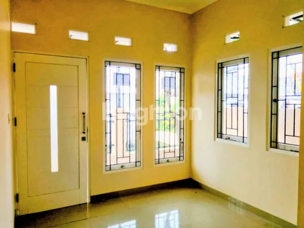 image RUMAH SIAP HUNI HARGA TERJANGKAU DI DEKAT BSD TANGERANG SELATAN  (2)