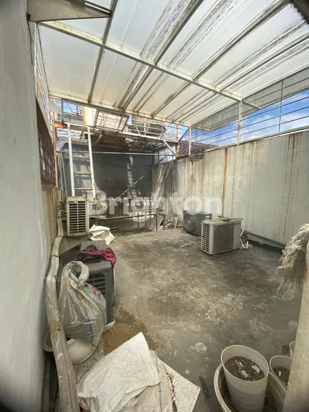 image  RUMAH KOST MASIH AKTIF, DEKAT KAMPUS UNAIR DI JALAN GUBENG KERTAJAYA SURABAYA (6)