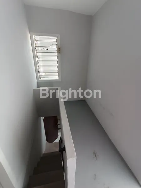 image RUMAH 2 LANTAI 4 KT DI TIDAR MALANG (7)