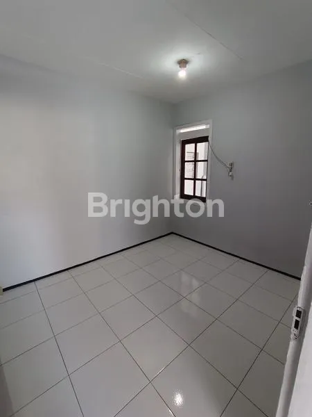 image RUMAH 2 LANTAI 4 KT DI TIDAR MALANG (2)