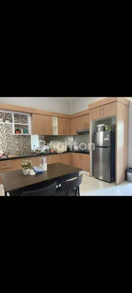 RUKO 3,5 LANTAI NUSUKAN