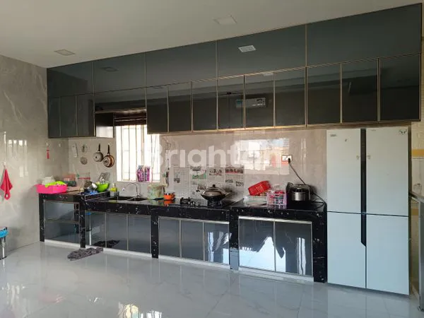 image RUMAH MEWAH LT 135 LB 250 DI BATAM CENTER (7)
