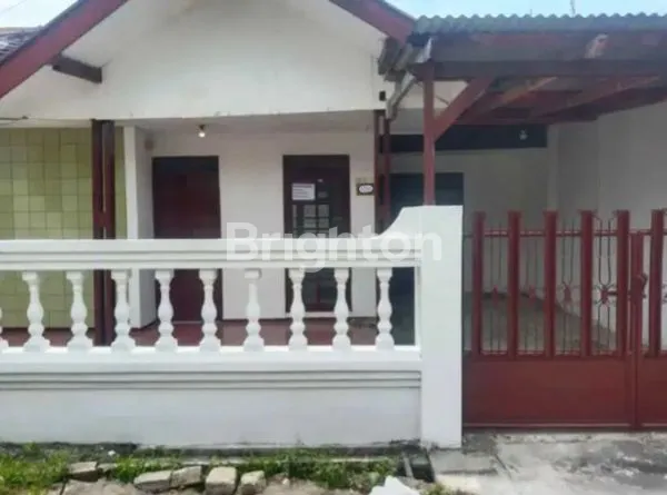 image RUMAH GRIYA KEBRAON UTARA HALAMAN LUAS (1)