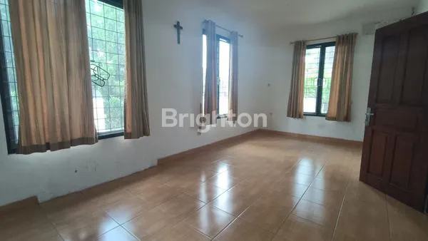 image RUMAH TERAWAT DI MELATI MAS (2)