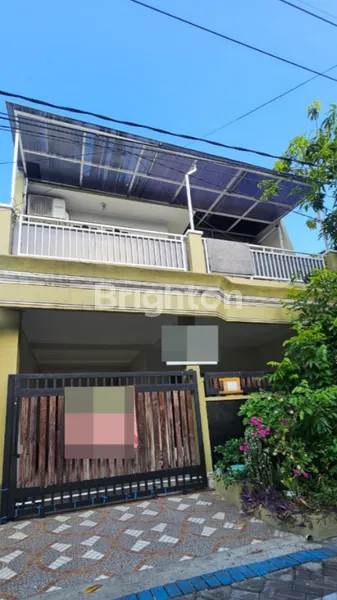 image RUMAH 2 LANTAI SIAP HUNI BAGUS DAN TERAWAT LOKASI STRATEGIS PANDUGO RUNGKUT (1)