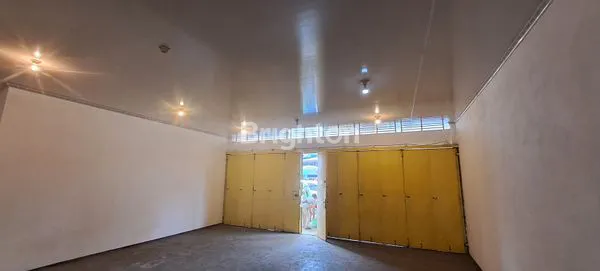 RUMAH DAN TEMPAT USAHA NUSUKAN