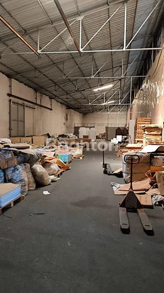 image GUDANG NOL JALAN RAYA KENJERAN (7)