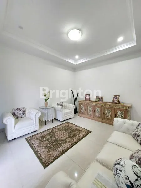 image RUMAH MEWAH SIAP HUNI DI KELAPA GADING PERMAI, JAKARTA UTARA (3)