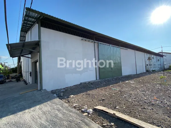 image DIJUAL GUDANG TAMBAK SAWAH SIDOARJO SIAP PAKAI BANGUNAN BARU RENOV, STRATEGIS KOMPLEK PERGUDANGAN  (8)