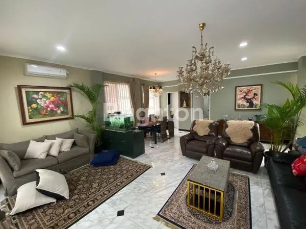 image DIJUAL RUMAH 2 LANTAI CANTIK RAPI NYAMAN SIAP HUNI DI BINTARO SEKTOR 5 (6)