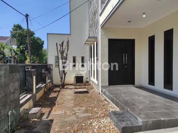 image RUMAH KONDISI TERAWAT SIAP HUNI LOKASI SURABAYA SELATAN BENDUL MERISI  (2)