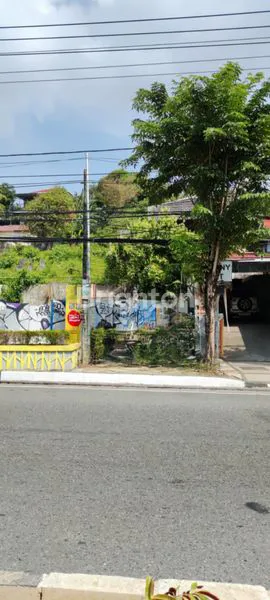 image TANAH+BANGUNAN 5 KAMAR TIDUR (2)