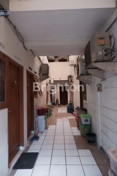 RUMAH KOST AKTIF 28 KAMAR, LT 426M²