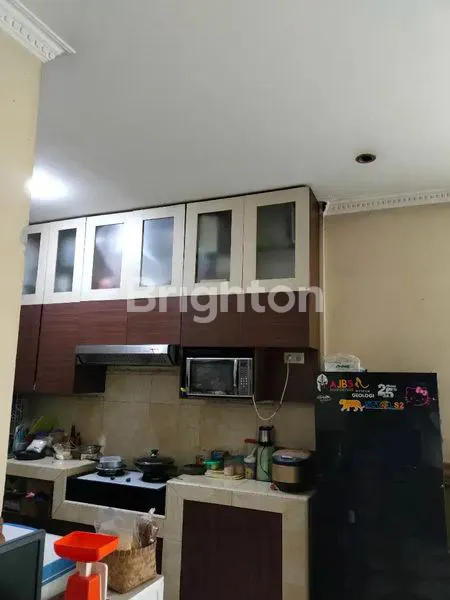 image RUMAH JAMBANGAN TAMA 3 LANTAI ADA KOLAM IKAN (5)