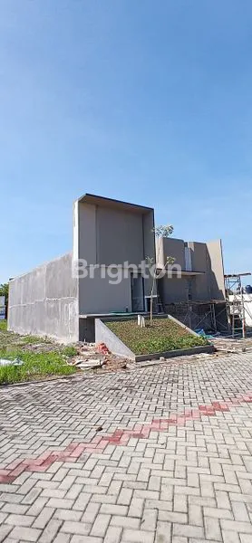 image RUMAH MEWAH 4KT 3KM DI CLUSTER SIGUNGGUNG PEKANBARU (1)